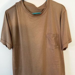 Vuori Dry-Fit workout shirt